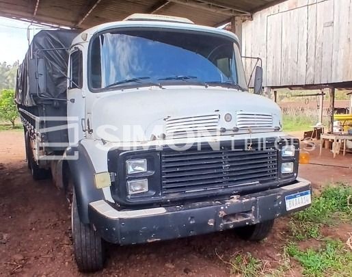 Caminhão MERCEDES BENZ/L 2013, 1983-1983, cor branca, placas BWA-4A14, combustível diesel, RENAVAM 0